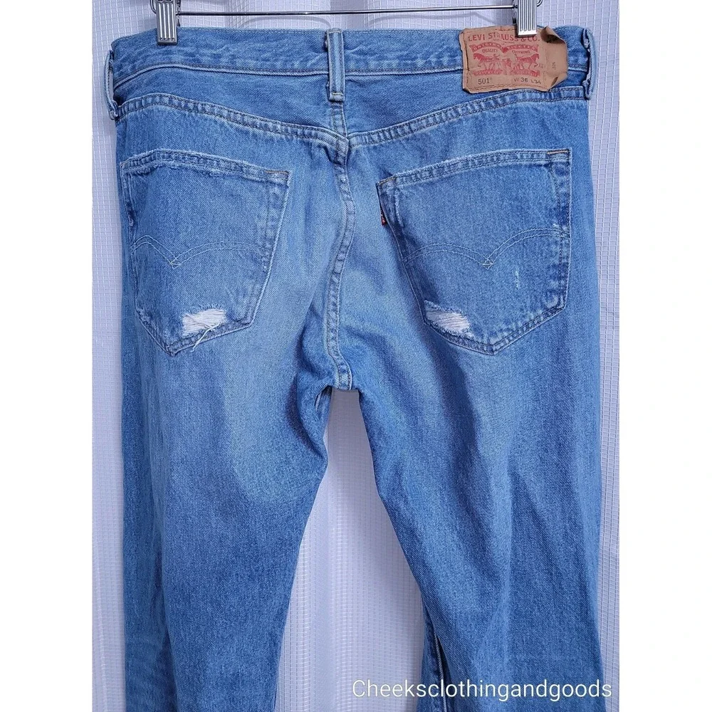 Levis 501 Distressed Light Wash Button Fly Jeans Men's 36x34